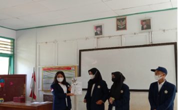 PENGENALAN DAN PENGAMATAN TUMBUHAN MONOKOTIL DAN DIKOTIL BESERTA PENGAWETANNYA BAGI SISWA SD NEGERI 108 KABUPATEN BENGKULU UTARA